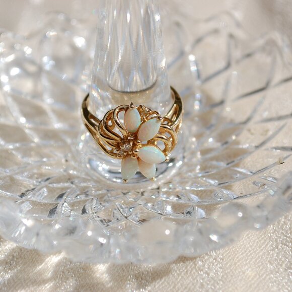 Opal and Diamond 14k Gold Ring Size 6 - Picture 3 of 14